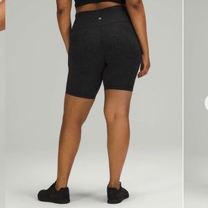 Lululemon Wunder Train HR Short 8” Sz 8
